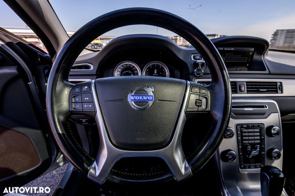 Volvo V70 - 12