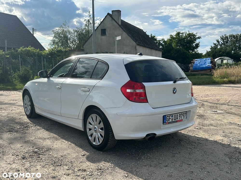 BMW Seria 1 - 13