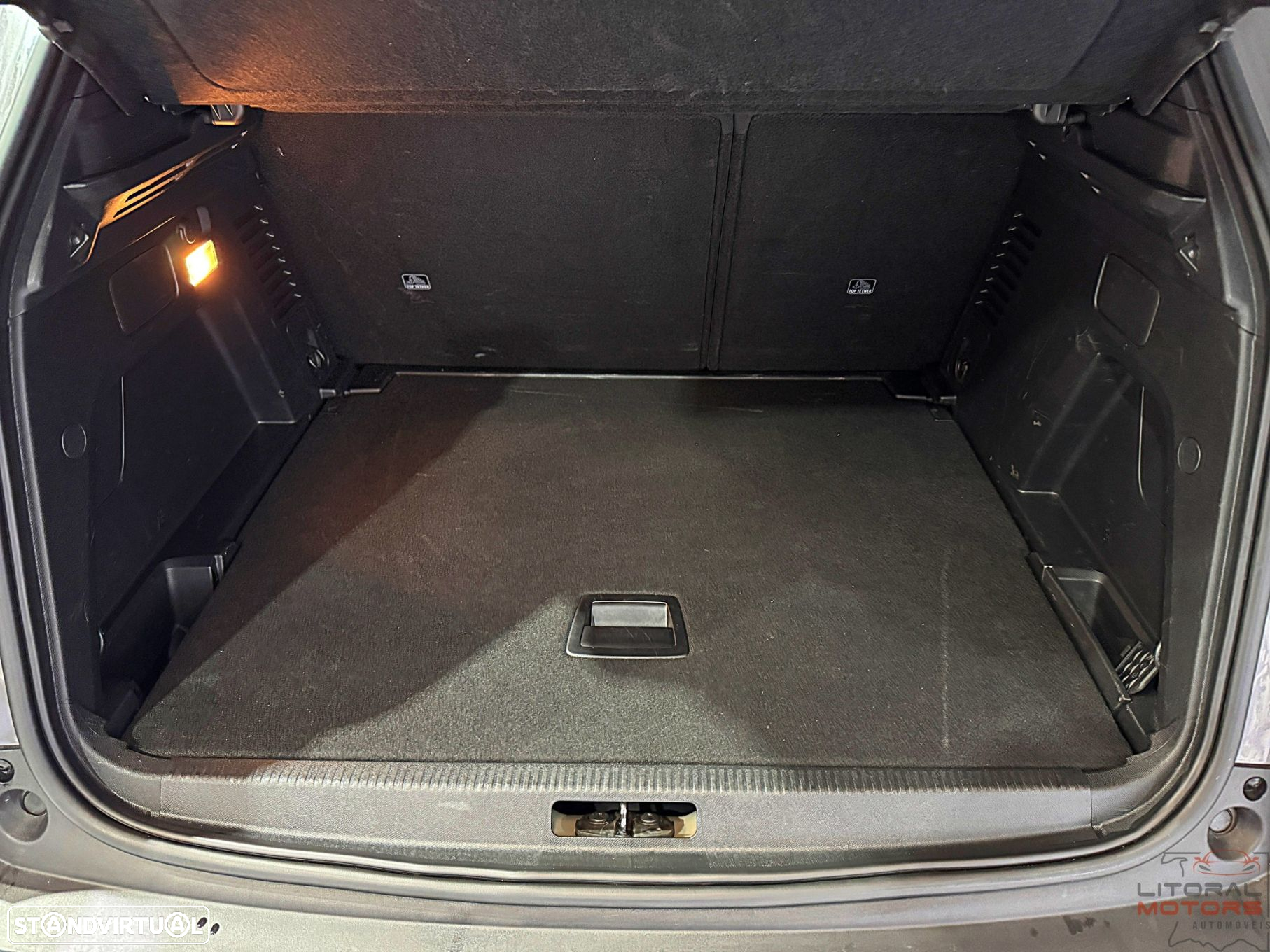 Peugeot 3008 PureTech 130 Stop & Start GPF EAT8 Active Business-Pack - 10