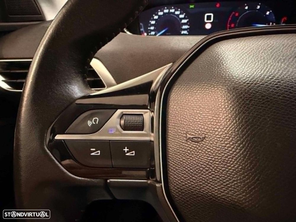 Peugeot 3008 1.5 BlueHDi Active - 17
