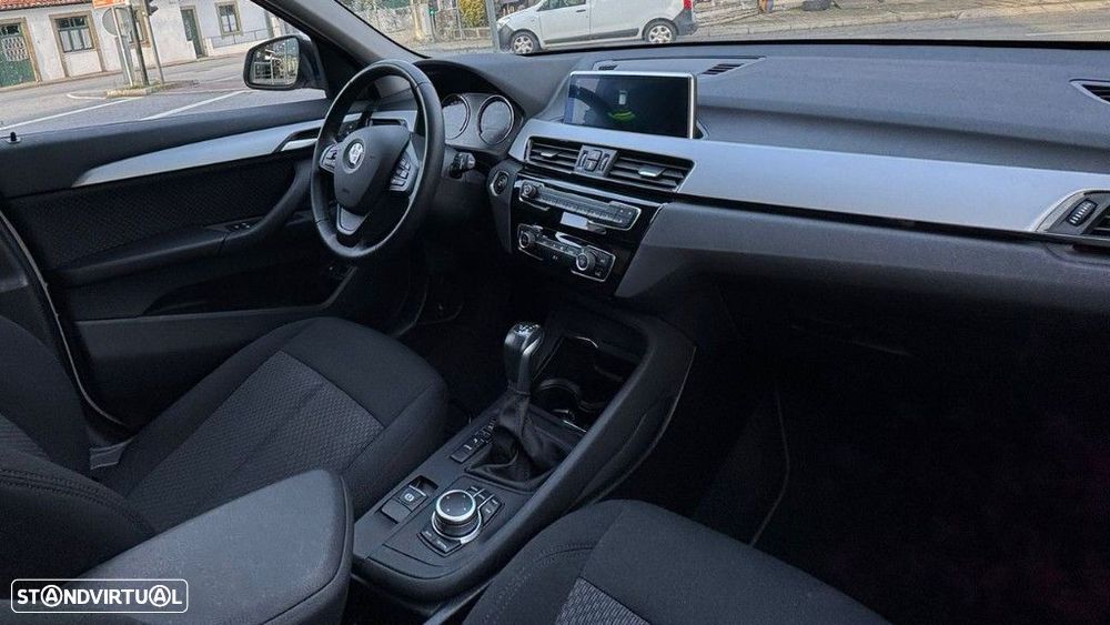 BMW X1 25 e xDrive - 12