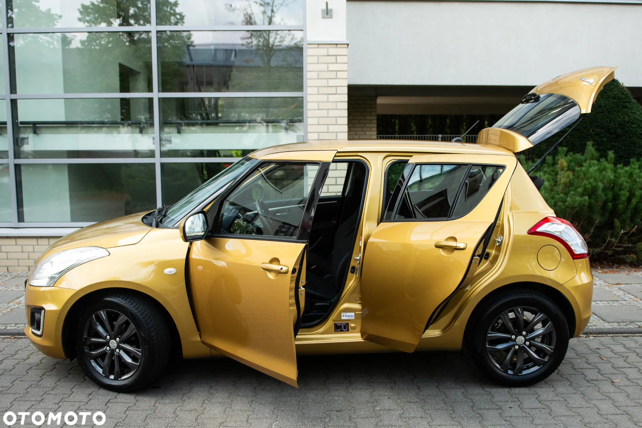 Suzuki Swift 1.2 Premium - 8