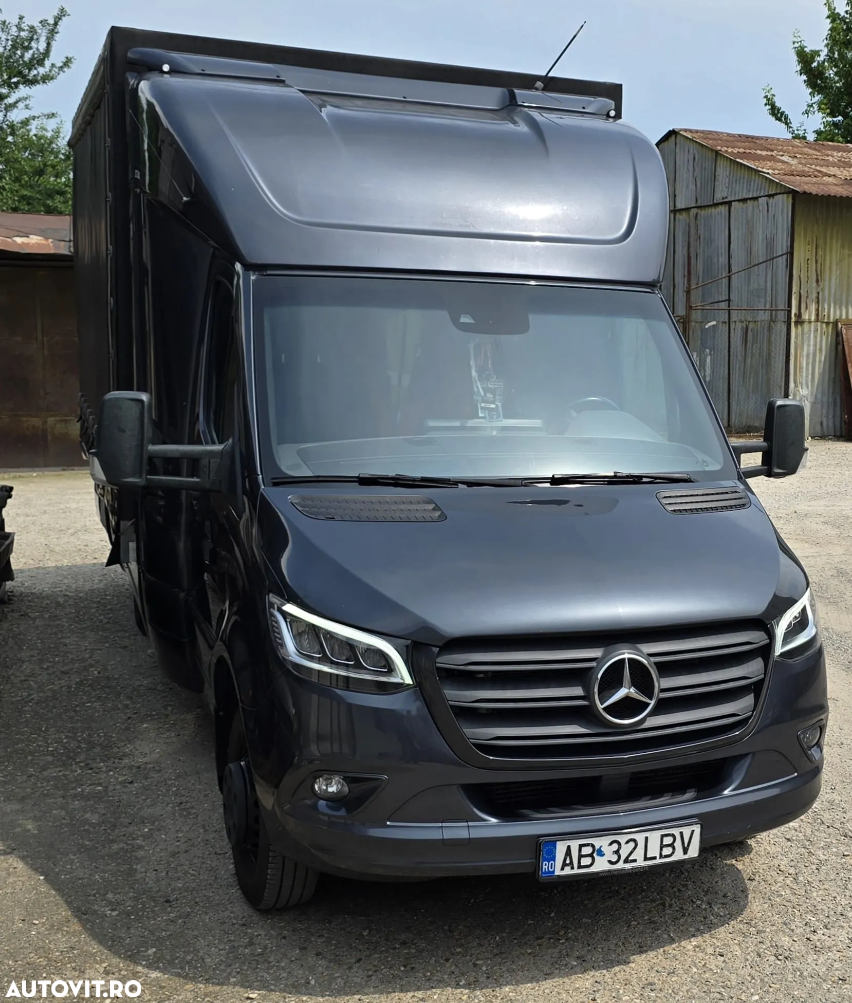 Mercedes-Benz Sprinter - 4