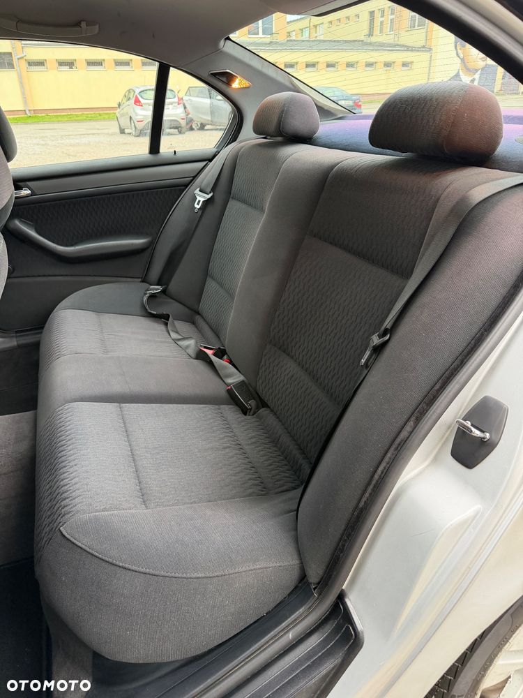BMW Seria 3 - 19