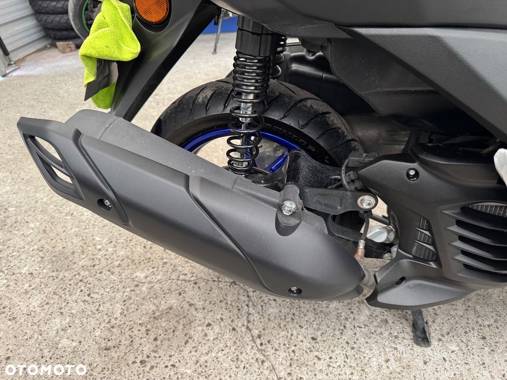 Yamaha NMAX - 24