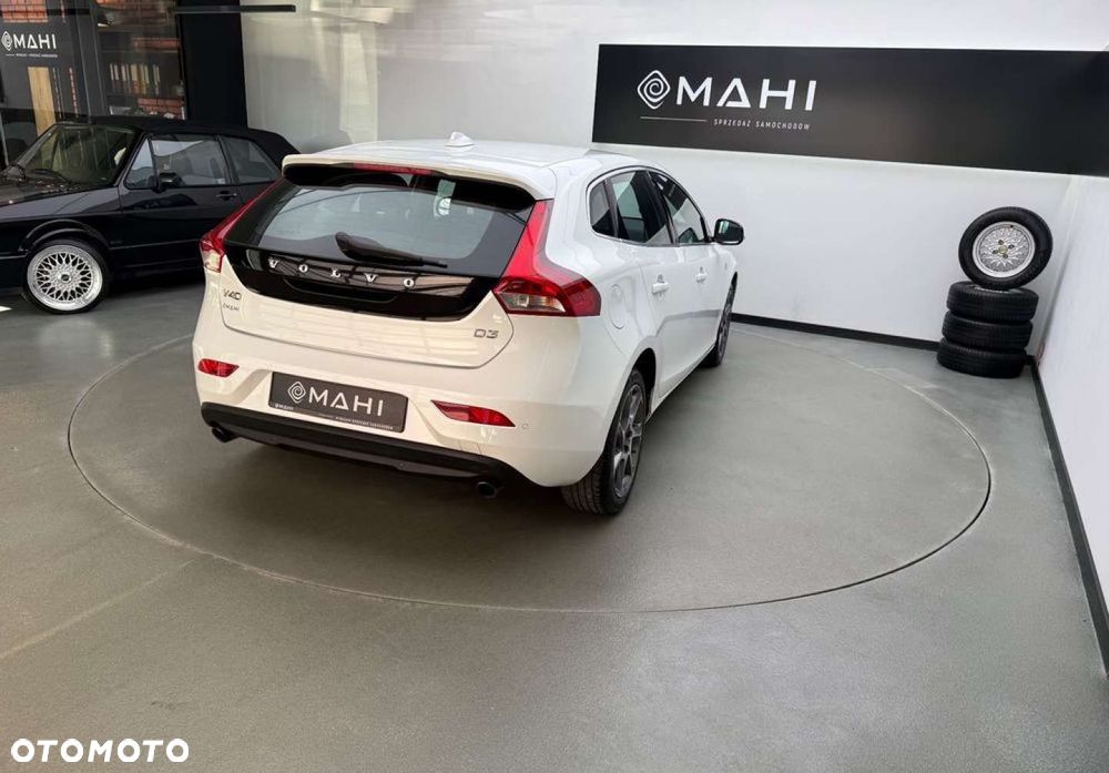 Volvo V40 D3 Ocean Race - 11