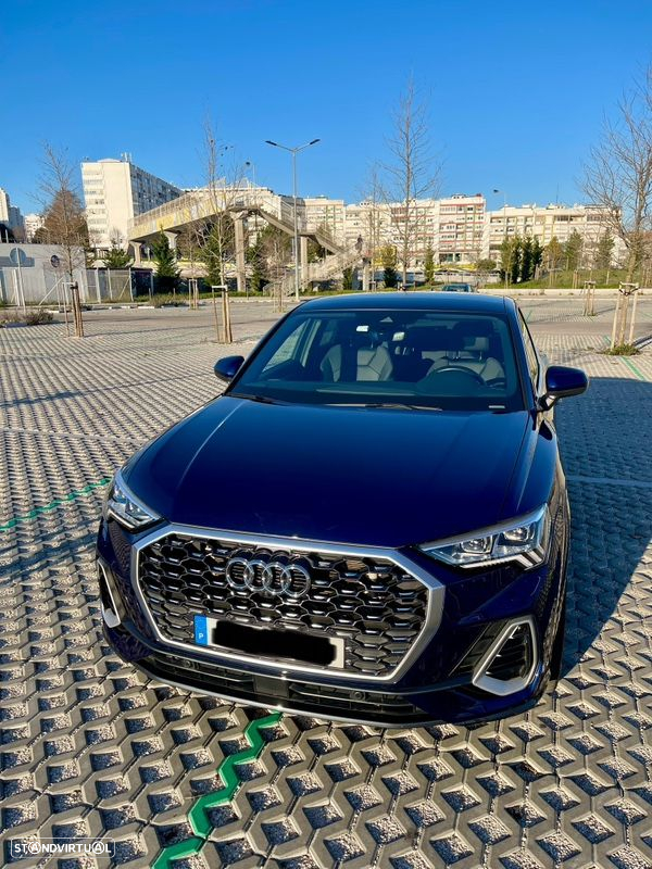 Audi Q3 Sportback 45 TFSIe S line S tronic - 2