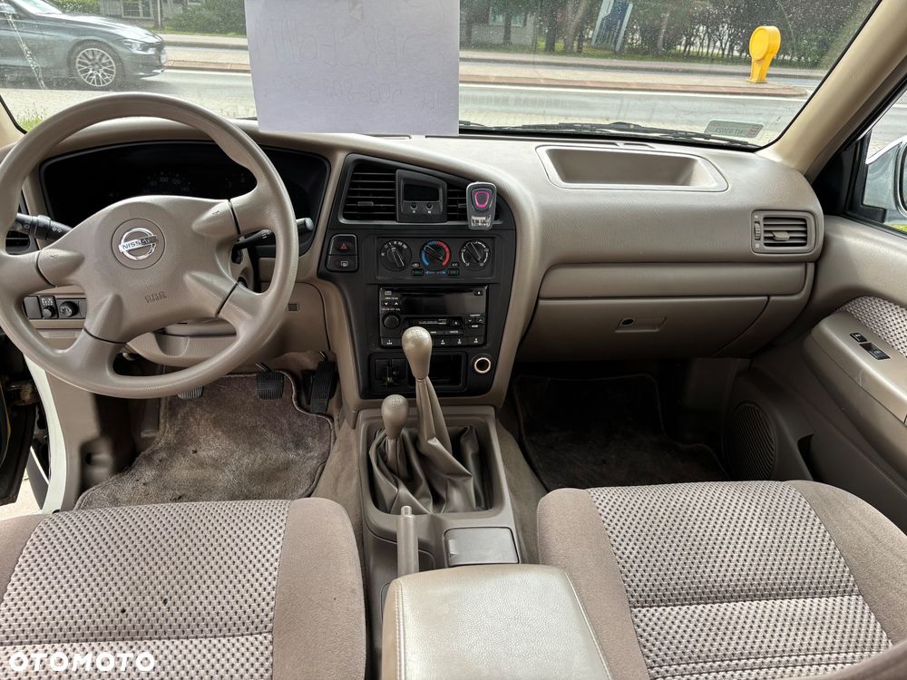 Nissan Pathfinder - 14