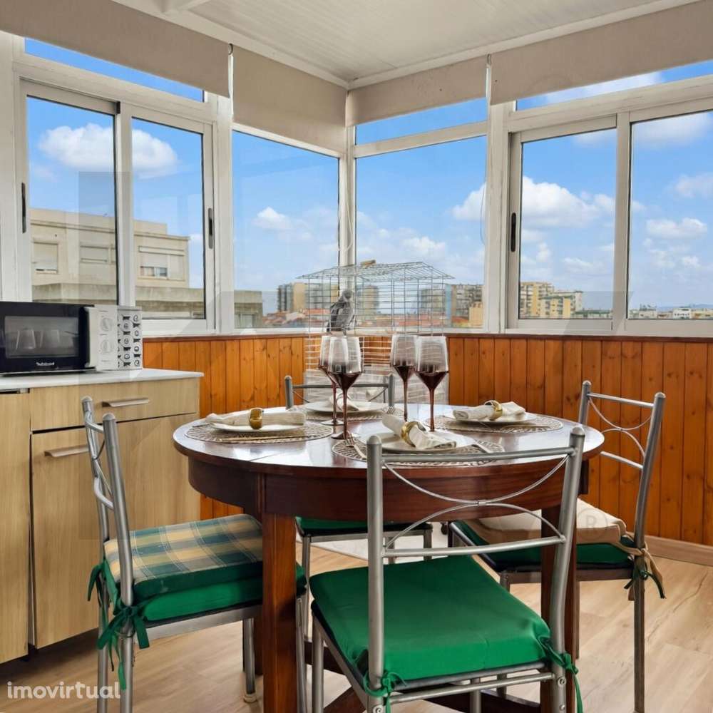 Apartamento T1 convertido em T2 | Feijó - Grande imagem: 2/20