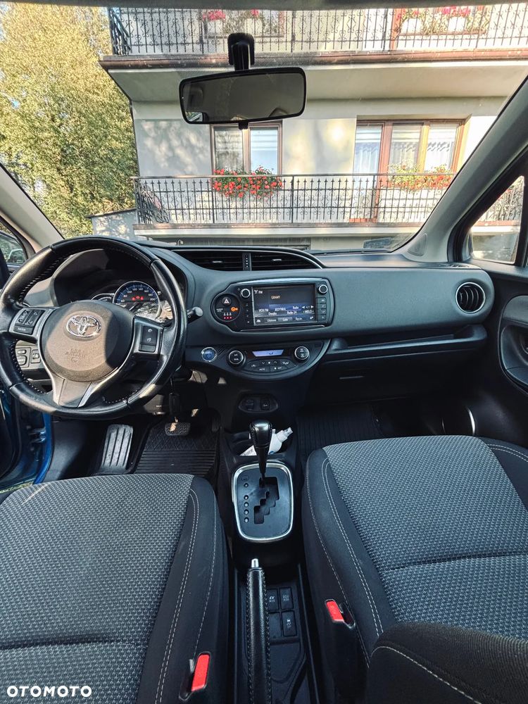 Toyota Yaris 2016 photo 3