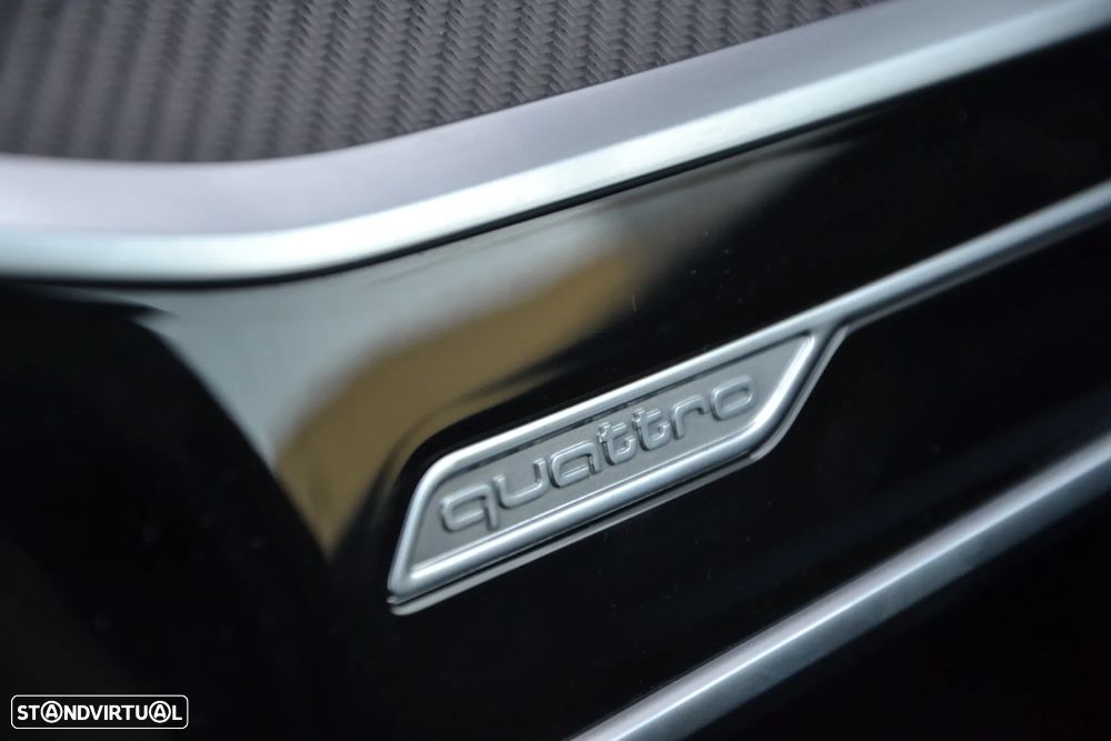 Audi RS6 Avant 4.0 TFSI quattro Tiptronic - 36