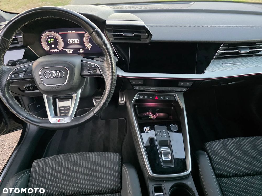 Audi A3 Sportback 40 TFSIe S tronic S line - 16