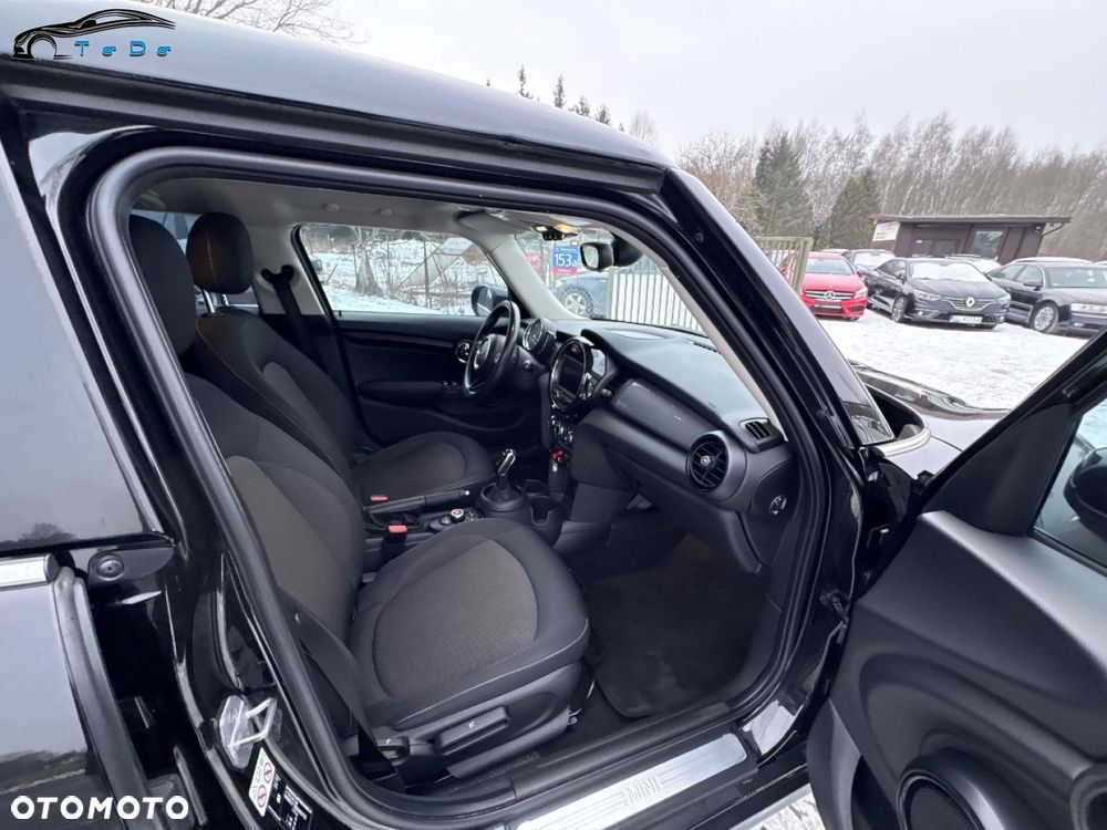 MINI Cooper Seven Chili - 35