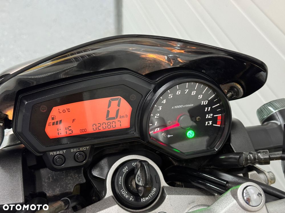 Yamaha FZ - 23