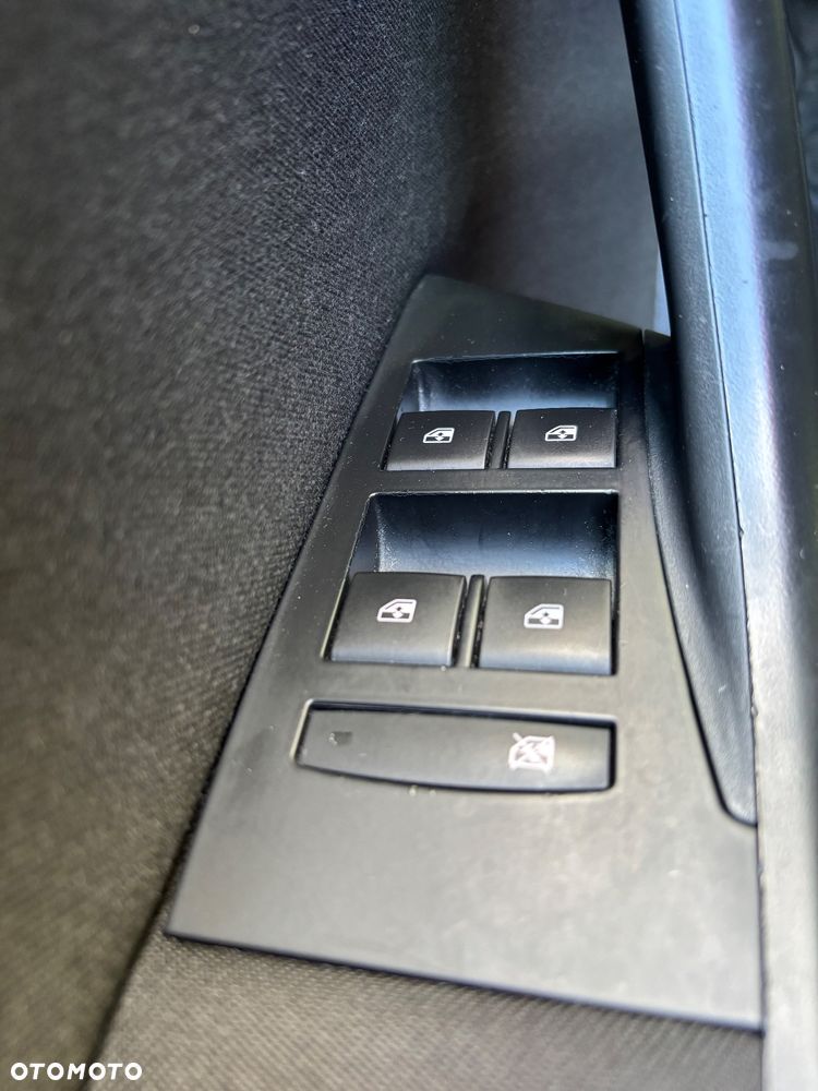 Opel Astra 1.6 Sports Tourer - 13