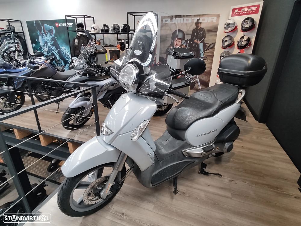 Aprilia Scarabeo 250 - 2