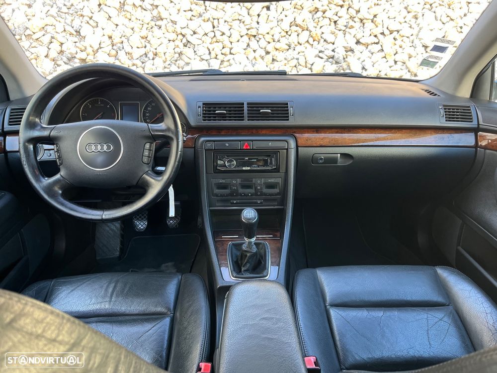 Audi A4 1.9 TDI m6 Sport - 6