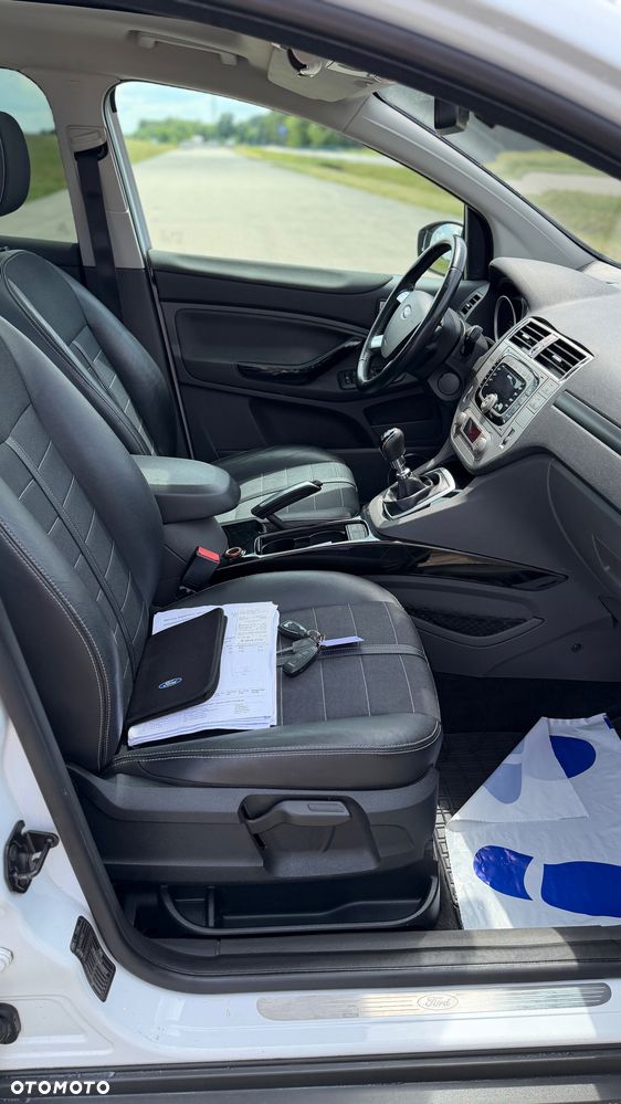 Ford Kuga 2.0 TDCi 4x4 Individual - 24