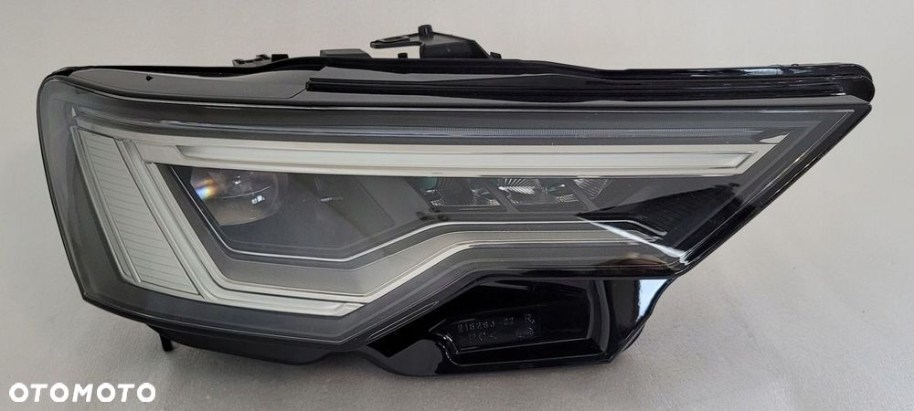 LAMPA PRAWA PRZÓD FULL LED AUDI A6 C8 4K0 2018- - 2