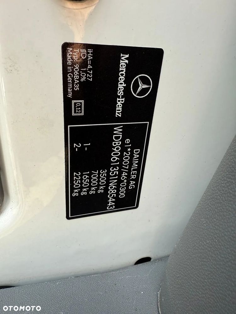 Mercedes-Benz Sprinter - 10