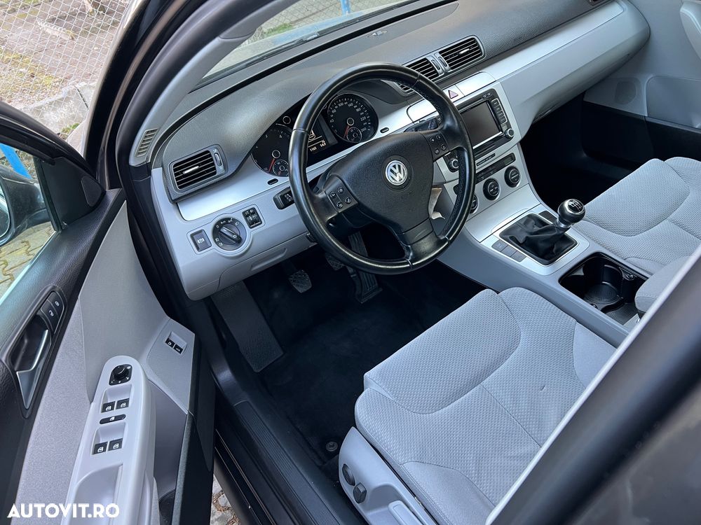 Volkswagen Passat Variant 2.0 TDI BlueMotion Technology DPF Comfortline - 5
