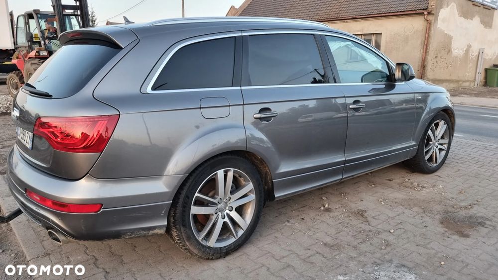 Audi Q7 - 16