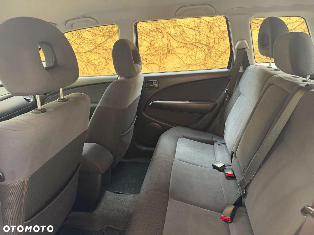 Mitsubishi Outlander 2.0 2WD Invite - 9