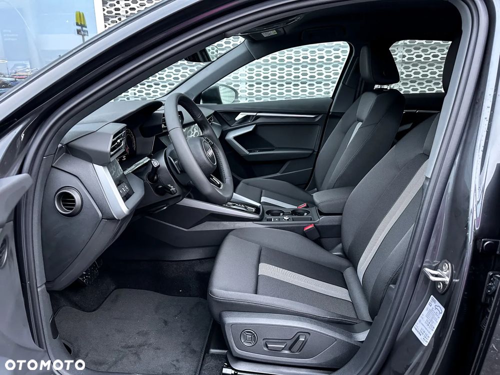 Audi A3 Sportback TFSI mHEV 110 kW Advanced S tronic - 12