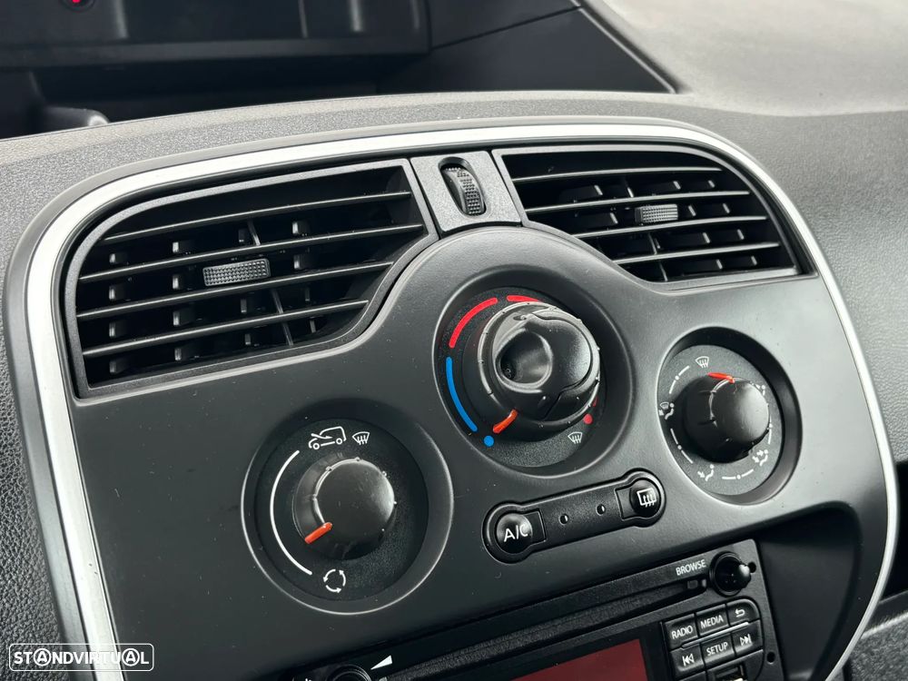 Renault Kangoo MAXI - 23