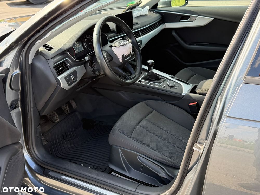Audi A4 Avant 1.4 TFSI design - 9