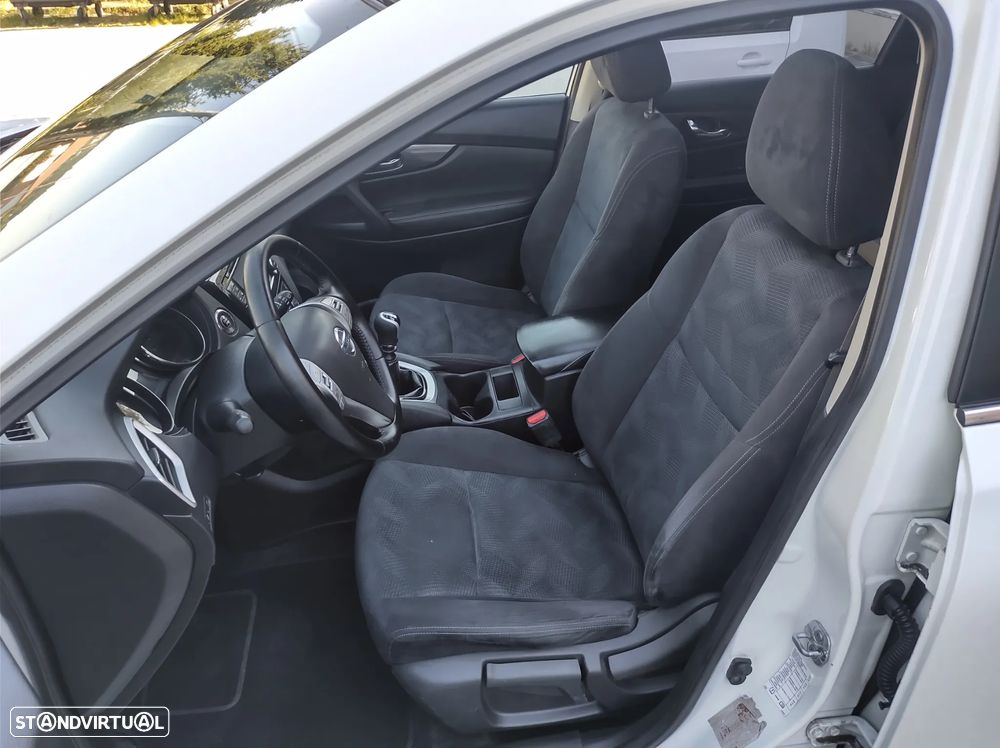 Nissan X-Trail 1.6 dCi 360 - 15