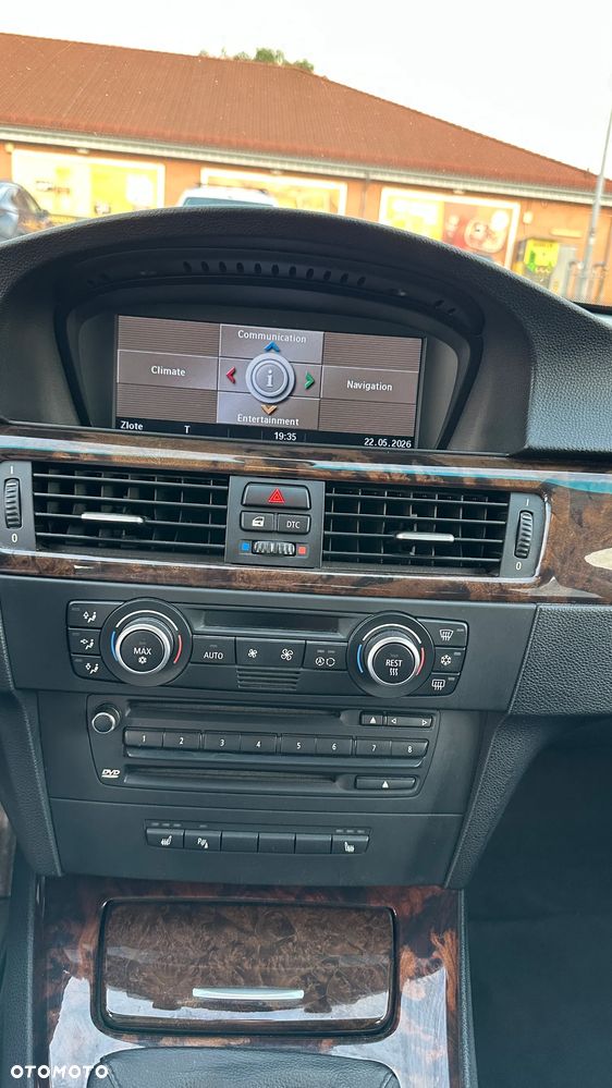 BMW Seria 3 318d - 12