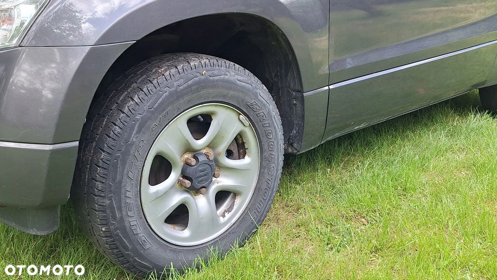Suzuki Grand Vitara 1.6 - 17