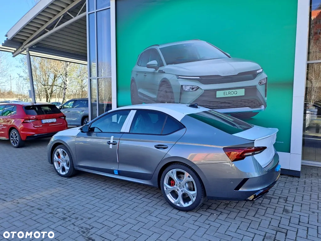 Skoda Octavia 2.0 TSI RS DSG - 2