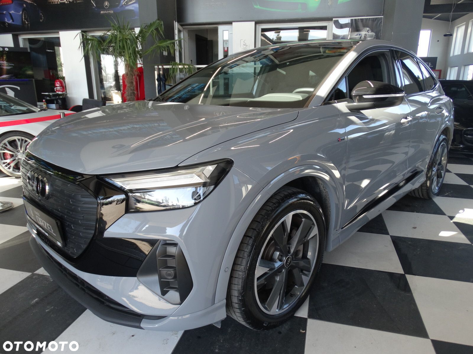 Audi e-tron - 7
