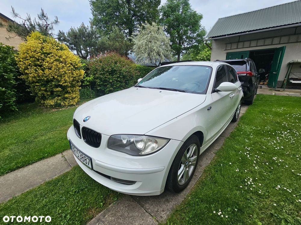 BMW Seria 1 118d DPF - 2