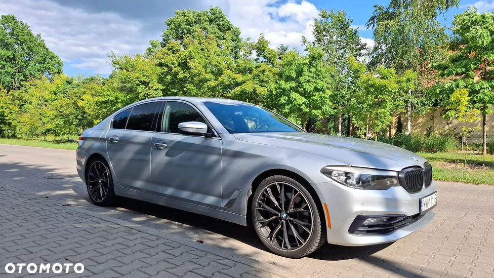 BMW Seria 5 530i Sport Line - 4