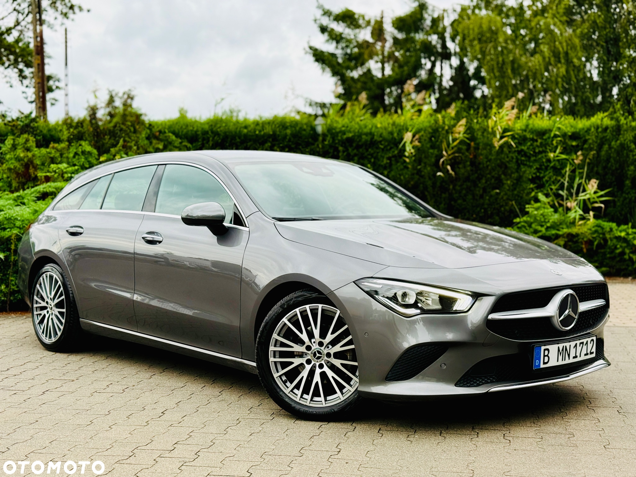 Mercedes-Benz CLA - 2