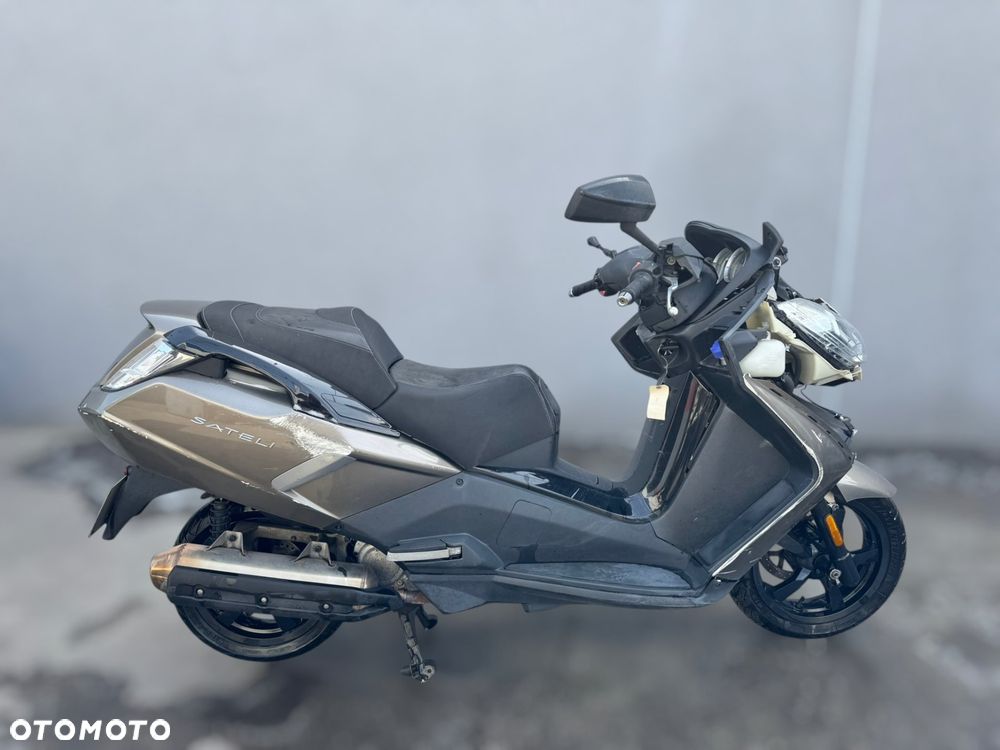 Peugeot Satelis - 2