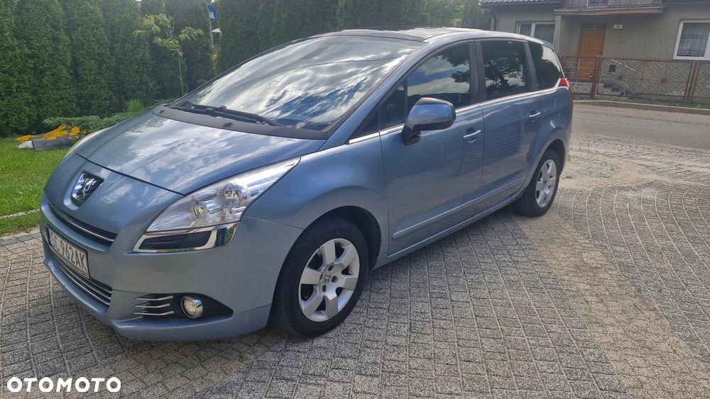 Peugeot 5008 - 1