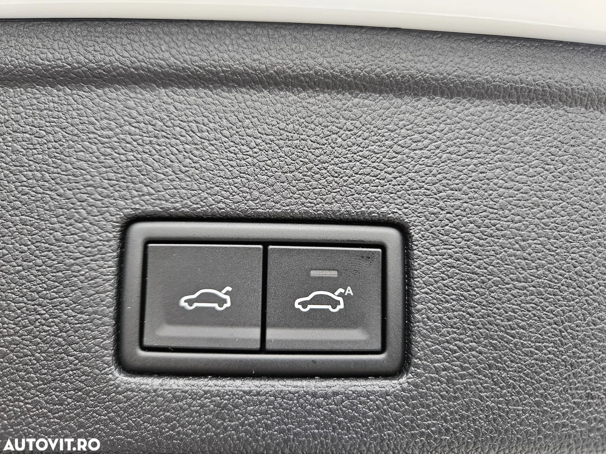 Volkswagen Touareg V6 TDI 4MOTION Style - 27
