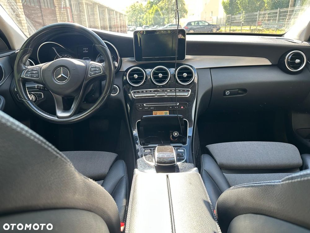 Mercedes-Benz Klasa C 200 (BlueTEC) d 7G-TRONIC Exclusive - 12