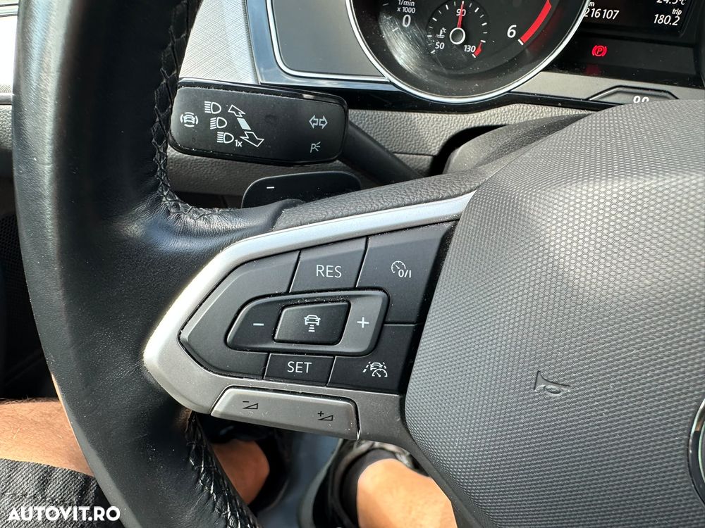 Volkswagen Passat 2.0 TDI DSG Comfortline - 30