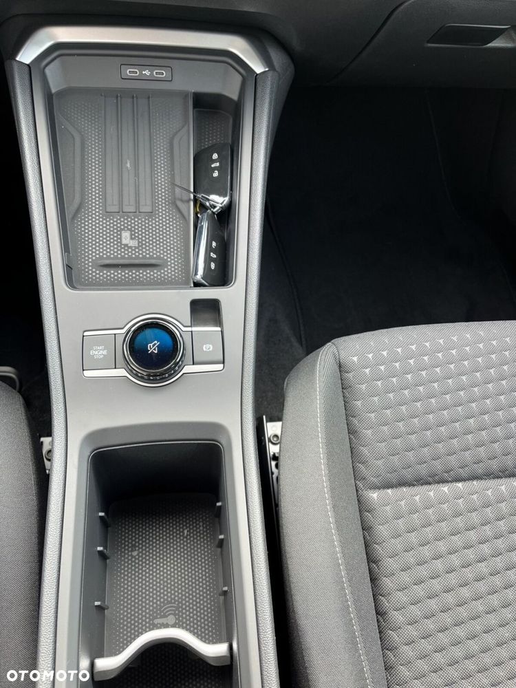 Volkswagen T-Roc 1.5 eTSI Life DSG - 17