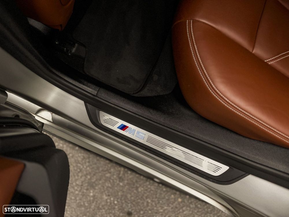 BMW M5 Standard - 36