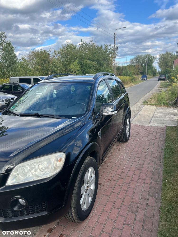 Chevrolet Captiva 3.2 4WD 7 Sitzer LT - 3