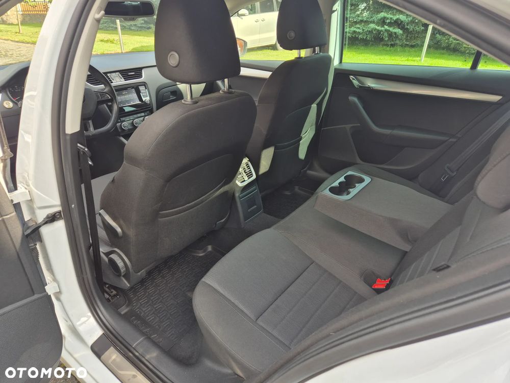 Skoda Octavia 1.4 TSI Elegance DSG - 20