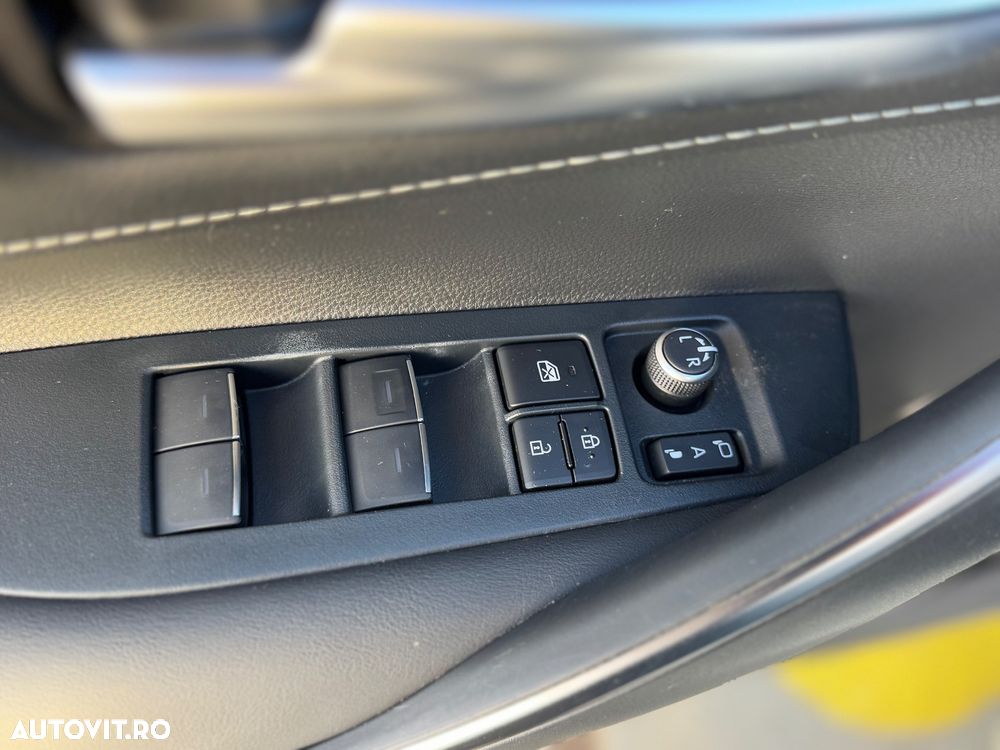 Toyota Corolla 1.8 HSD Exclusive interior Gri - 15