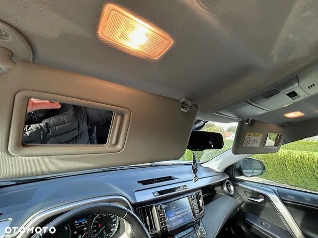 Toyota RAV4 - 15