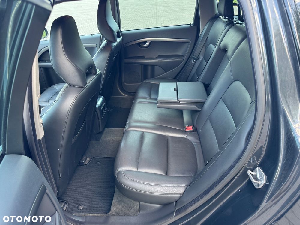 Volvo V70 D4 Momentum - 14